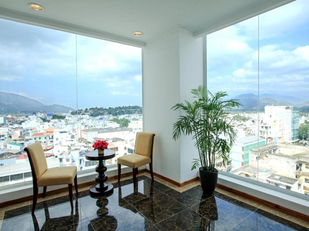 Den Long Do Hotel Nha Trang Eksteriør bilde