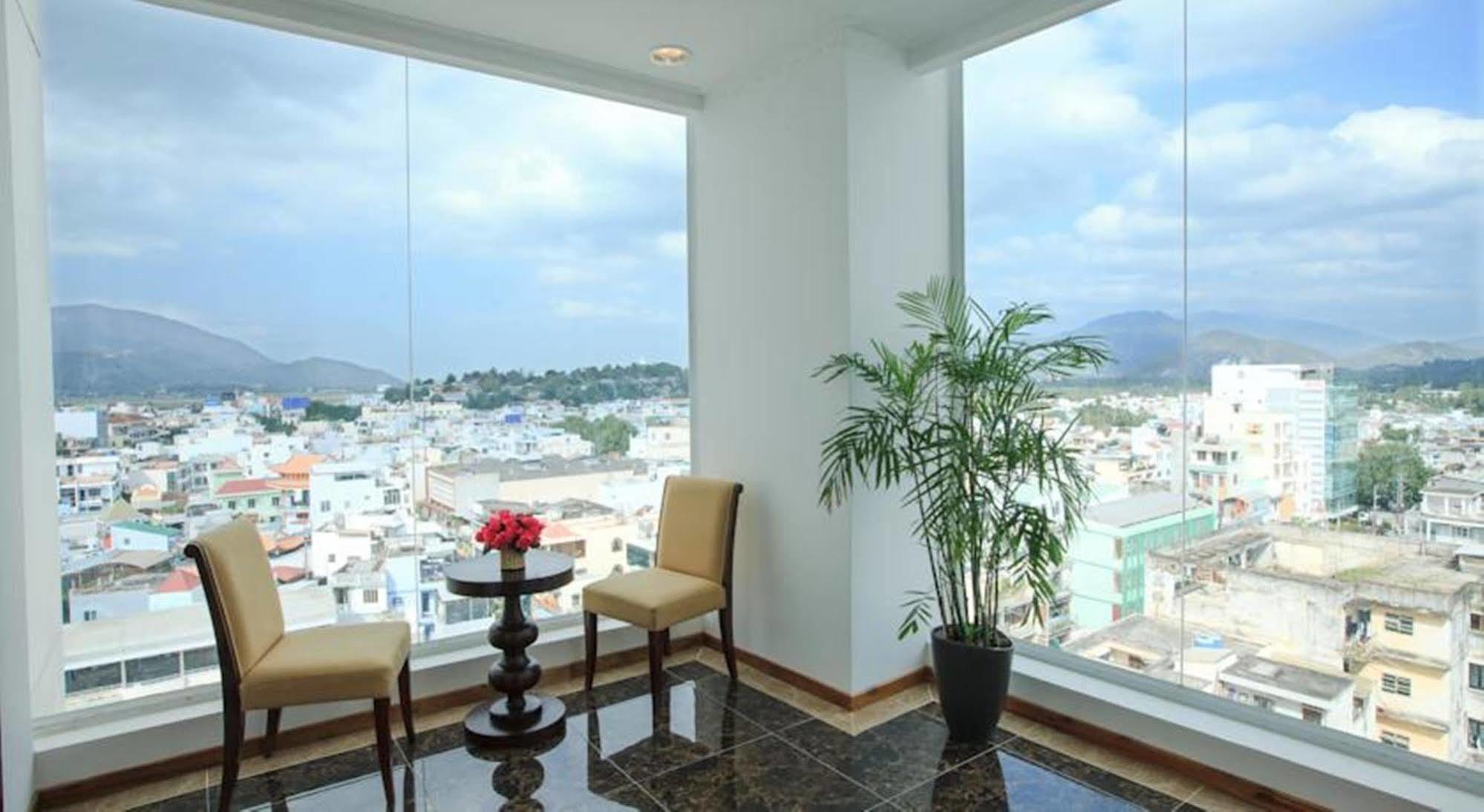 Den Long Do Hotel Nha Trang Eksteriør bilde